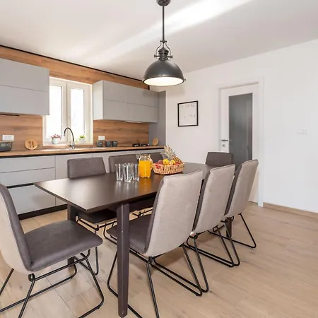 Tereza By Interhome *